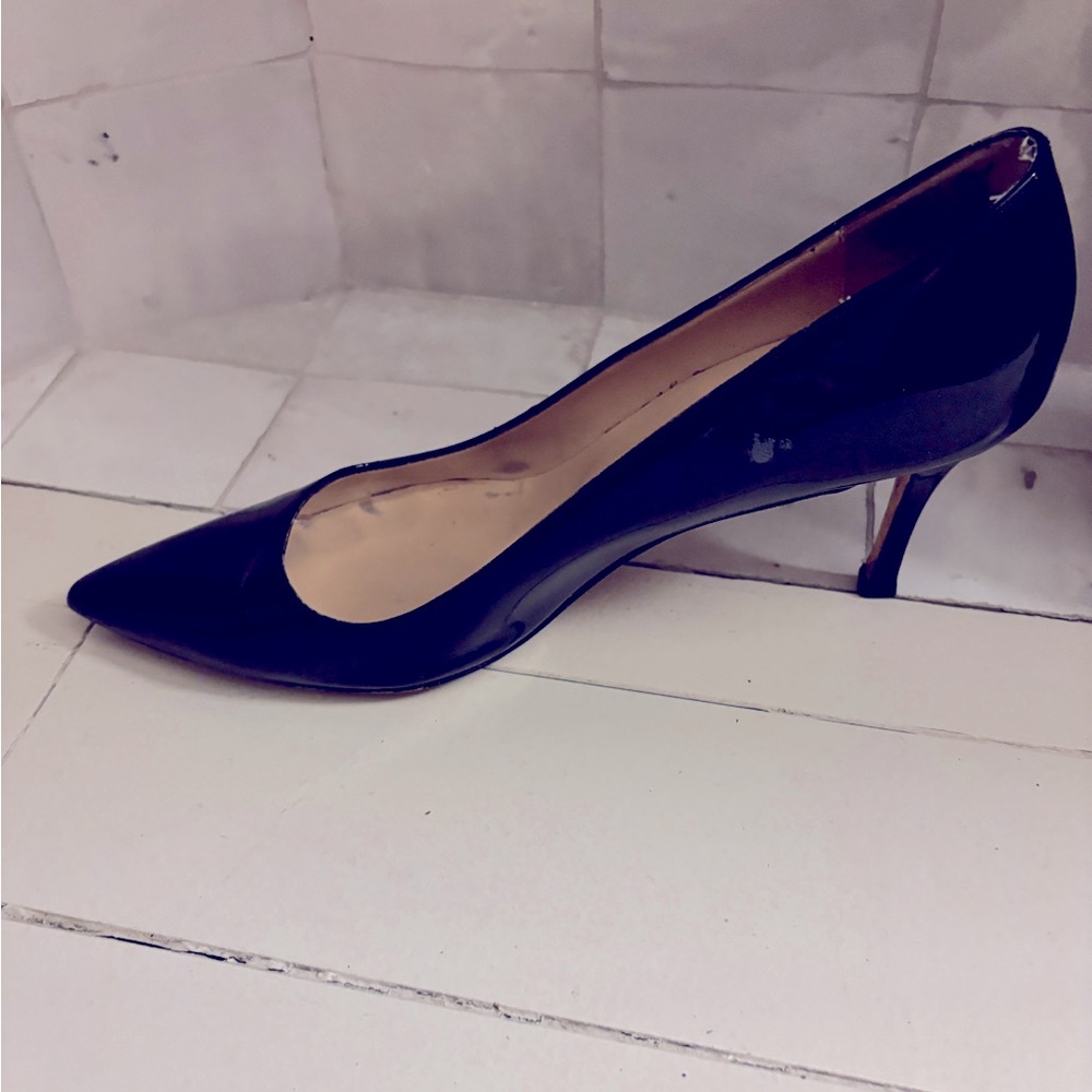 Manila Blahnik Black Parent leather 3mm heels
